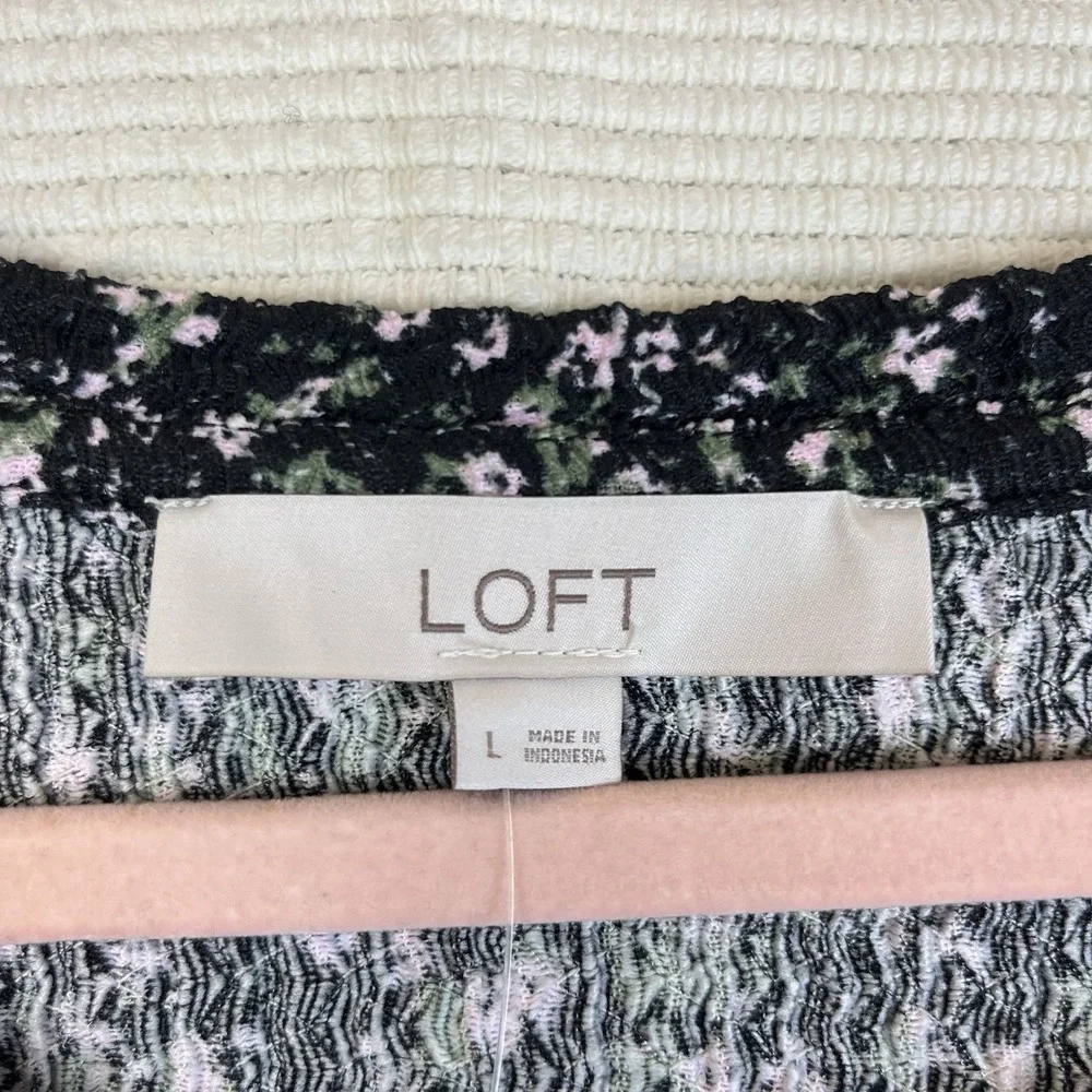 LOFT Floral Shirred Smocked Puff Sleeve Shirt‎ L